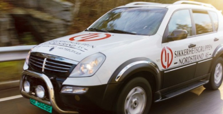 Vekter truet med kniv